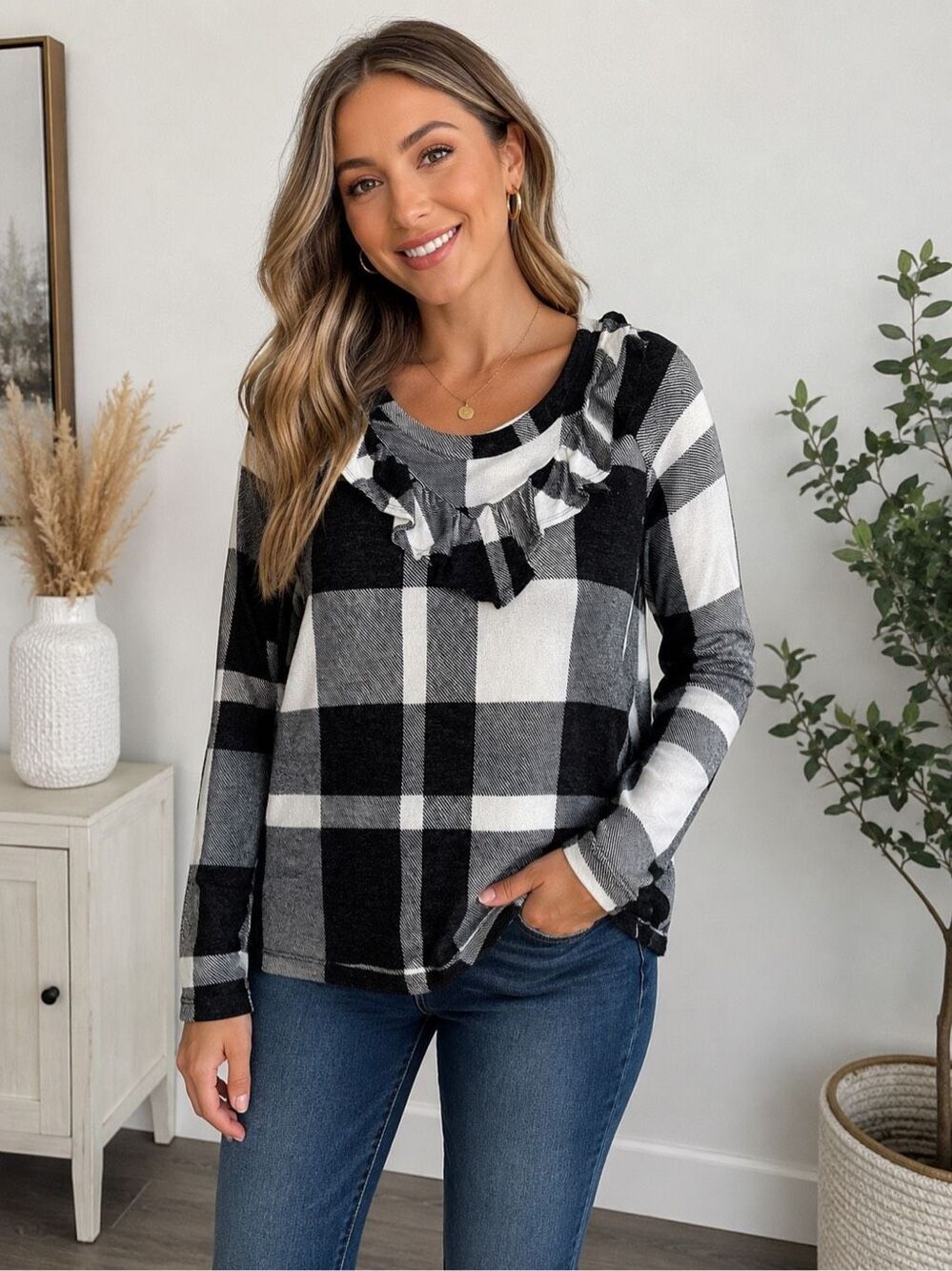 Perfect Peach Black & White Buffalo Plaid Ruffle Neck Top Women’s Size Large